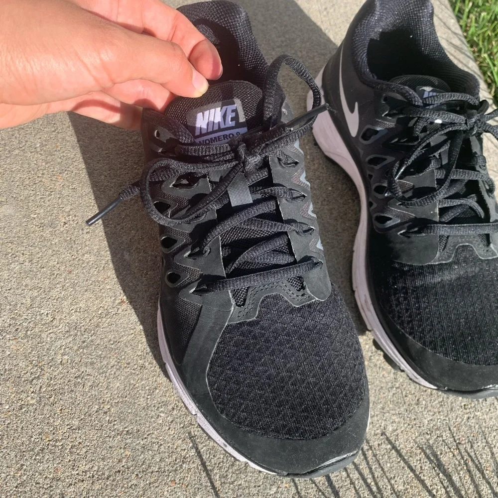 Nike running shoes - Picture 2 of 6